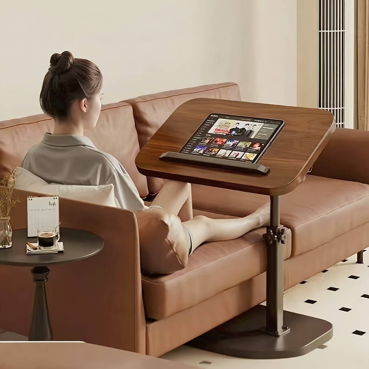 Obracany stolik na laptopa z b – Laptops recenzja i cena